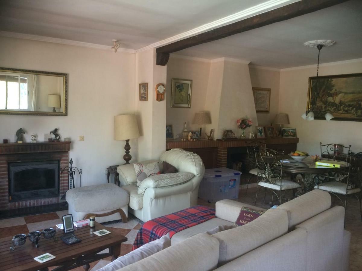 Villa De La Rosa Malaga Bagian luar foto