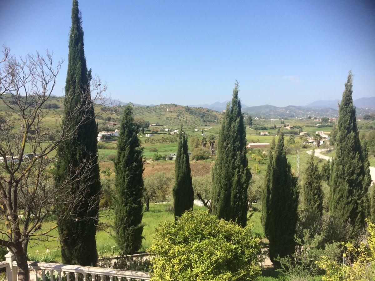 Villa De La Rosa Malaga Bagian luar foto